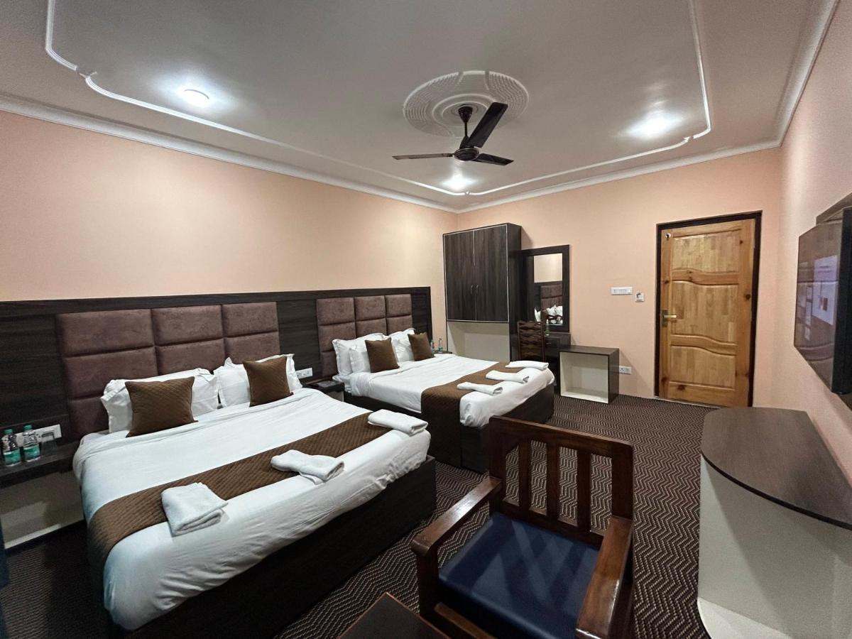Отель Fair Mount, Airport Road, Humhama Srinagar Экстерьер фото